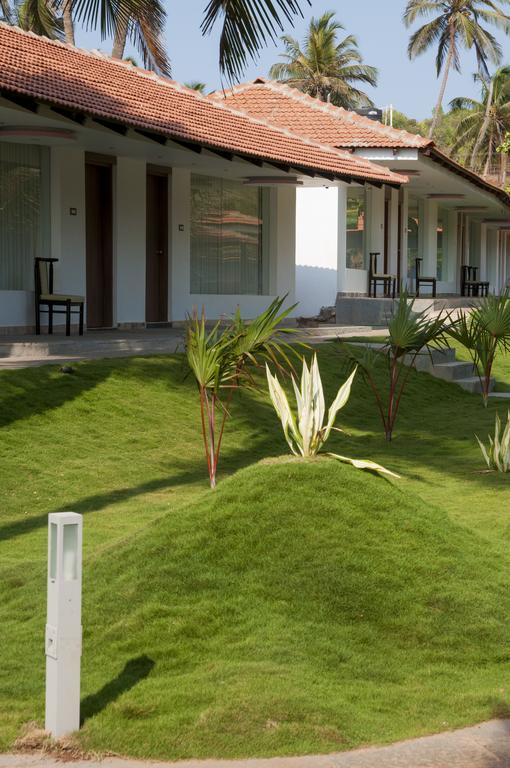 Boomerang Resort Mandrem Luaran gambar